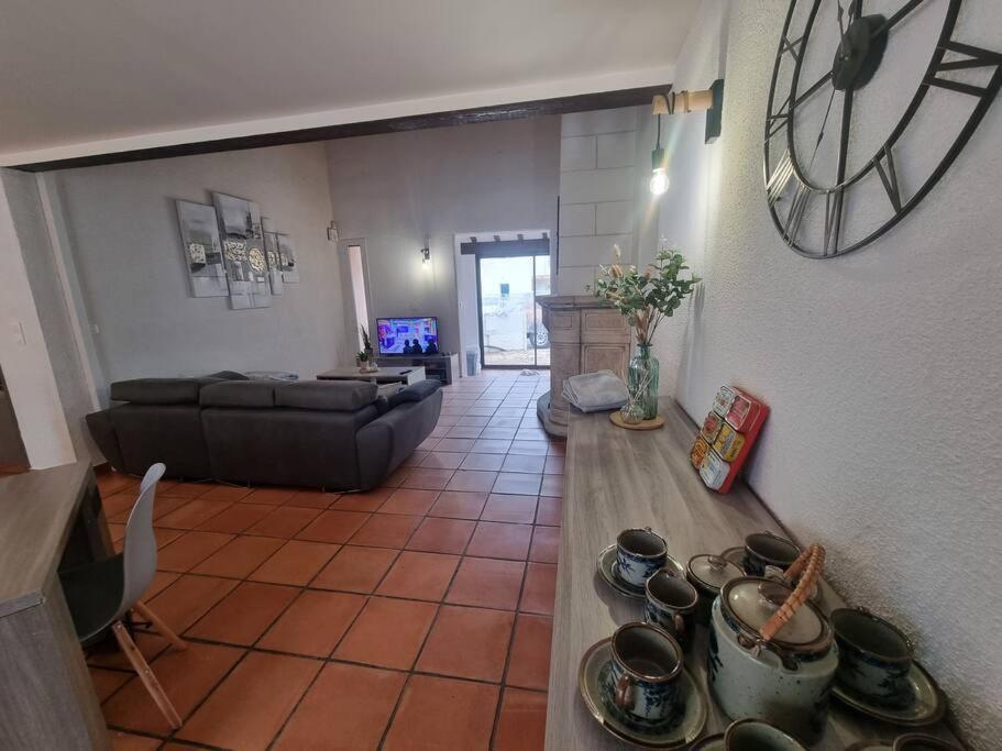 Jolie Villa Piscine A 15 Min Du Barcares Салс-льо-Шато Екстериор снимка